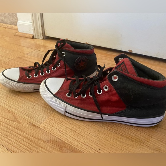Converse boys high tops size 7 - Picture 3 of 5